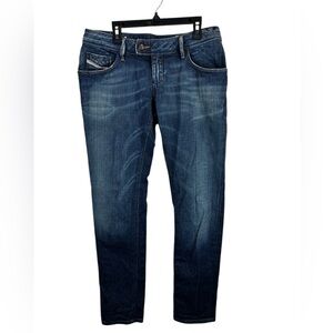 DIESEL INDUSTRY Nevy Womens Skinny Fit Denim Blue Jeans Measures 29 X 32”